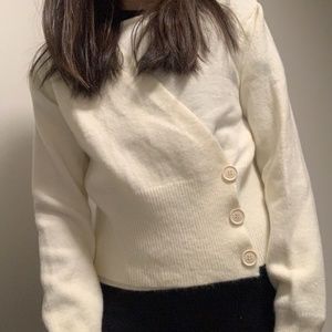 American Eagle Outfitters Sweater